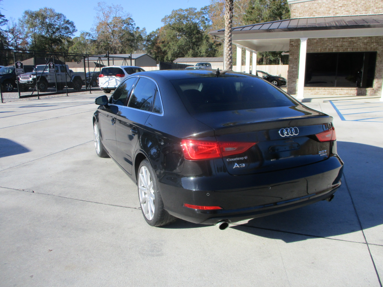 Audi A3 2.0T Premium Sedan quattro S tronic 2015