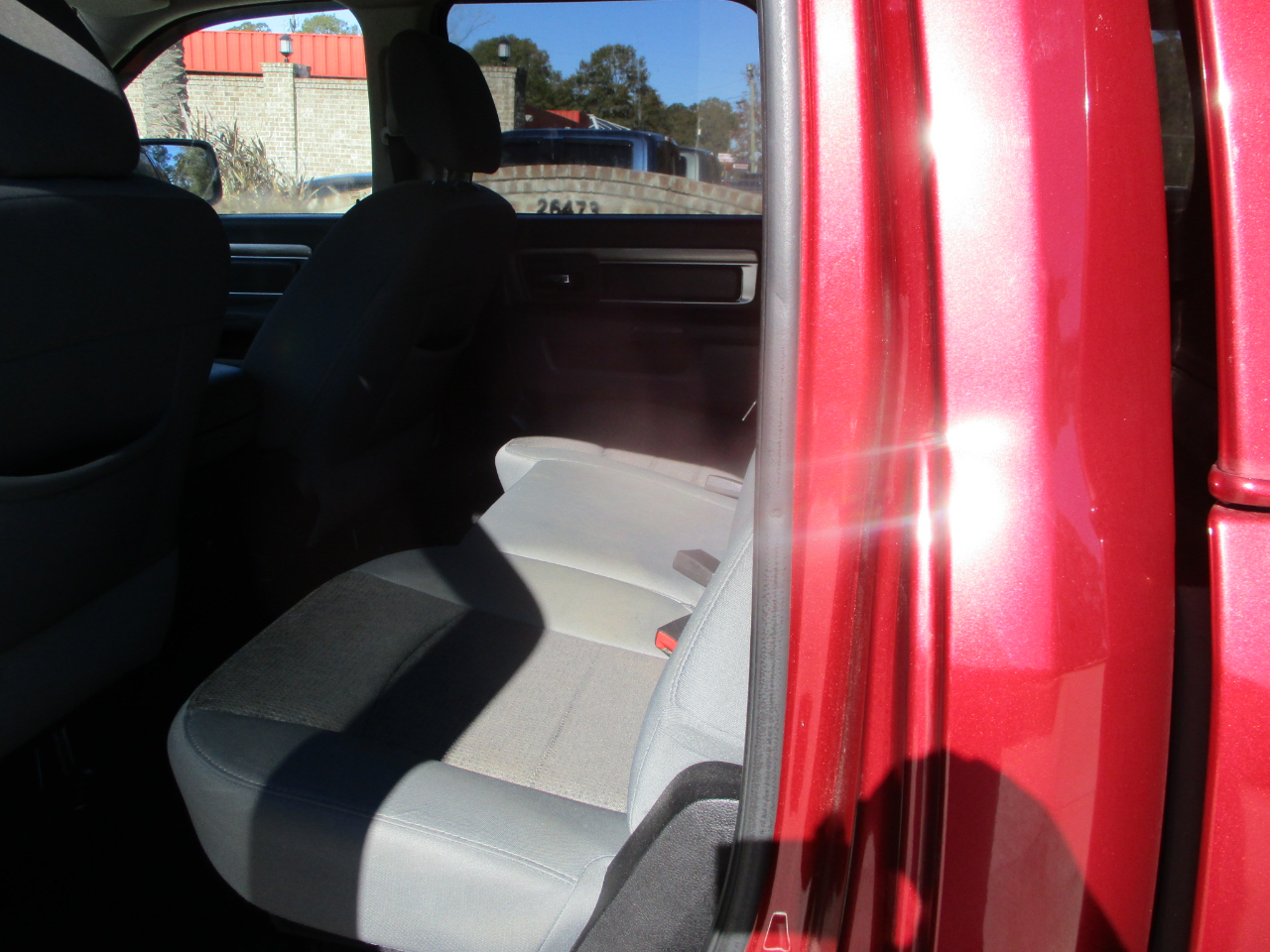 RAM 1500 Big Horn 4x2 Crew Cab 5'7" Box 2015