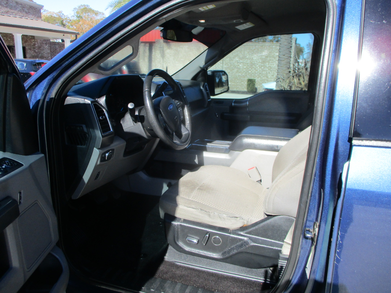 Ford F-150 XLT SuperCrew 5.5-ft. Bed 4WD 2016