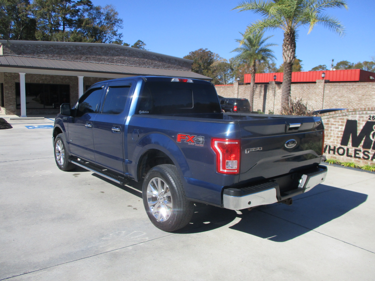 Ford F-150 XLT SuperCrew 5.5-ft. Bed 4WD 2016