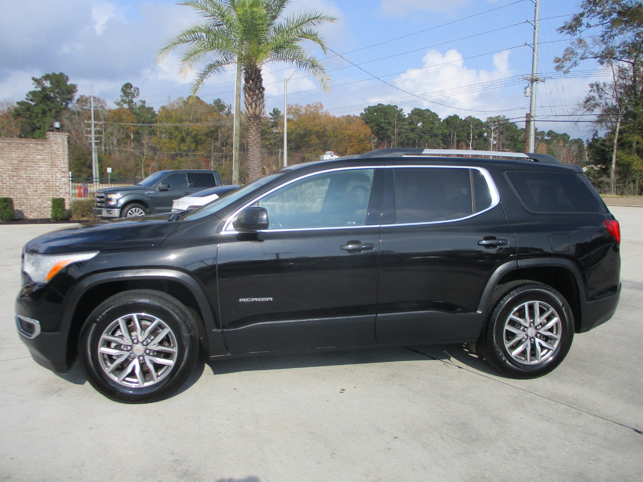 GMC Acadia SLE-2 FWD 2019