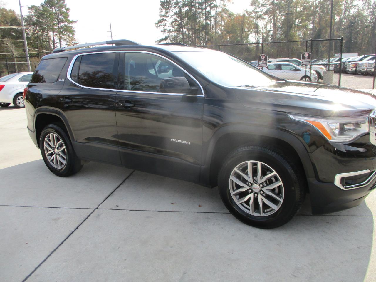 GMC Acadia SLE-2 FWD 2019