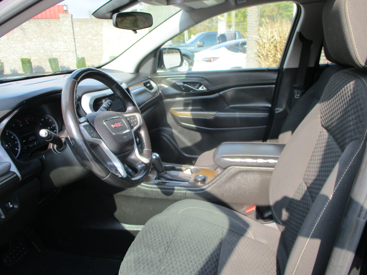 GMC Acadia SLE-2 FWD 2019