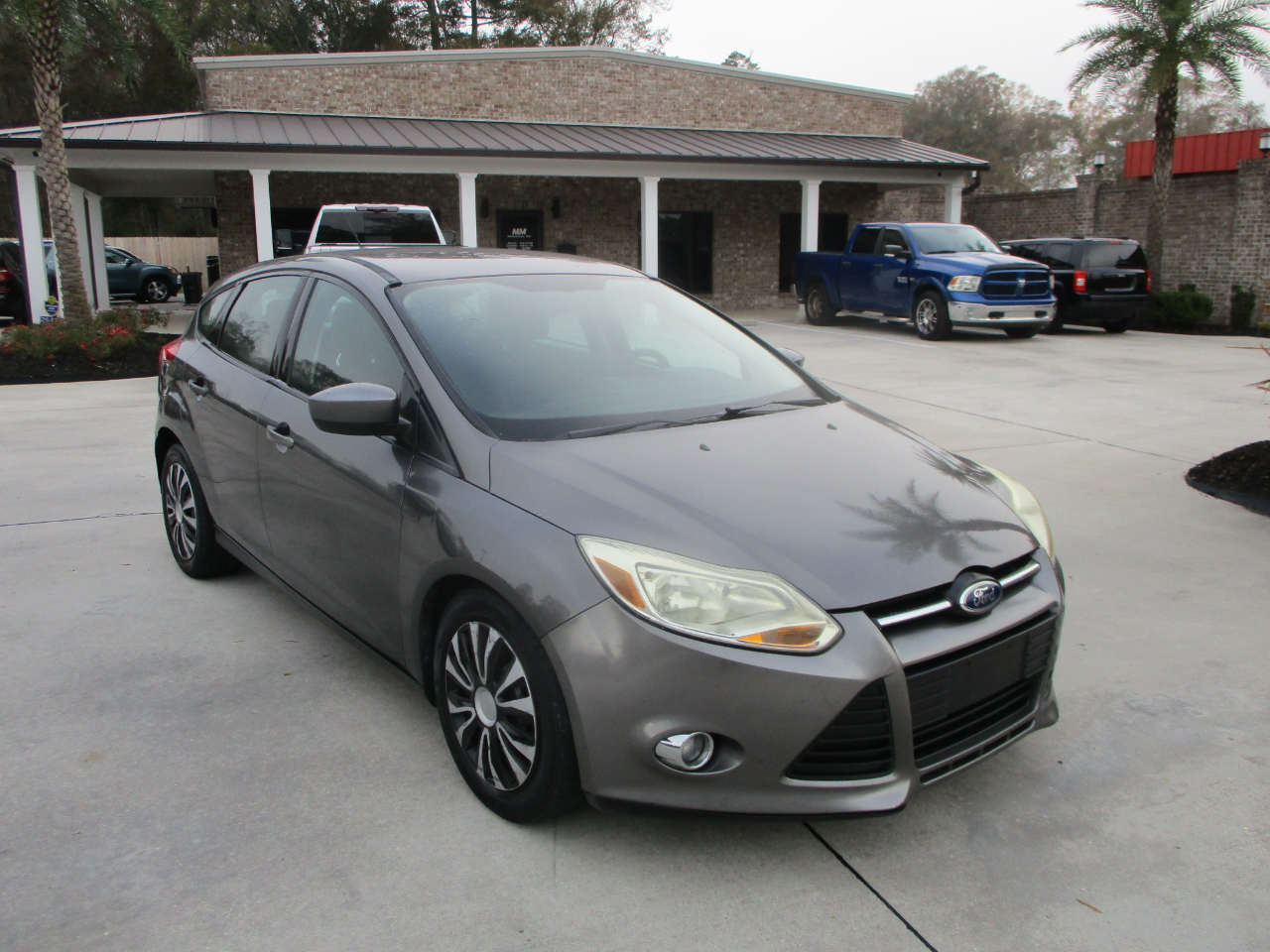 Ford Focus SE 2012