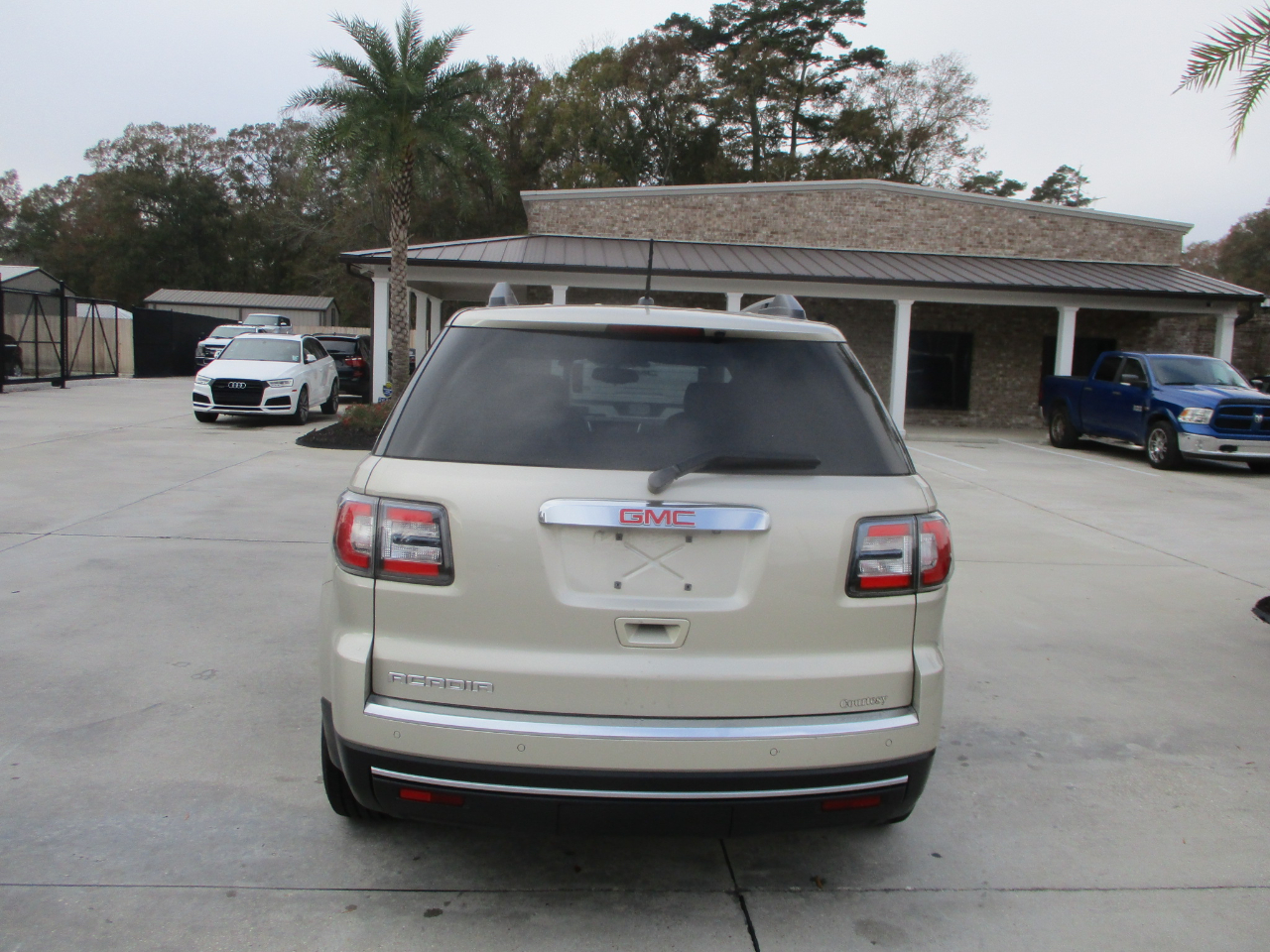 GMC Acadia SLE-1 FWD 2015