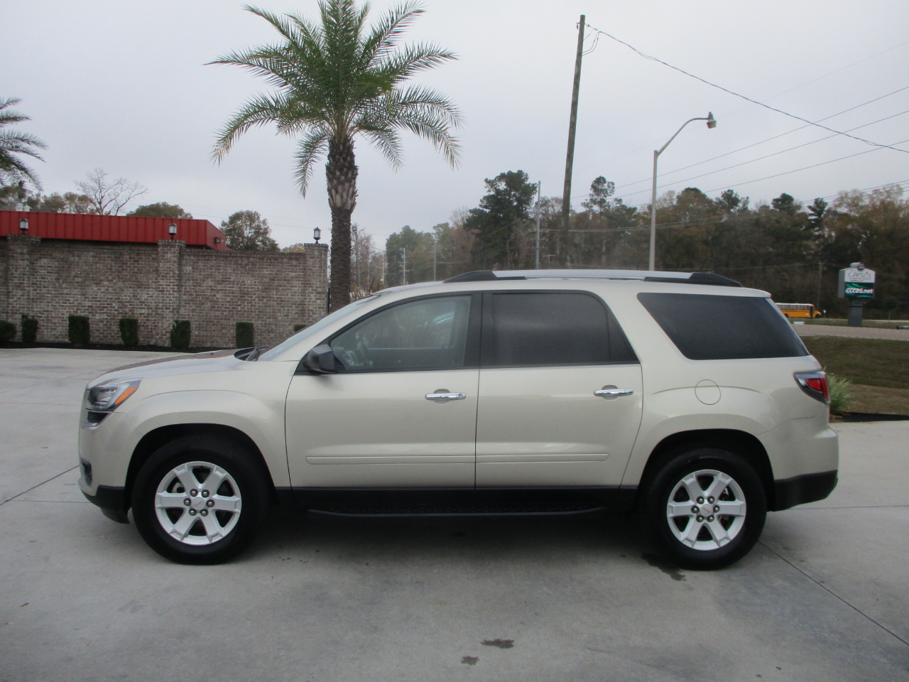 GMC Acadia SLE-1 FWD 2015