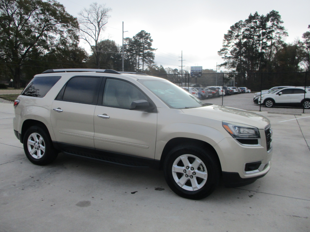 GMC Acadia SLE-1 FWD 2015
