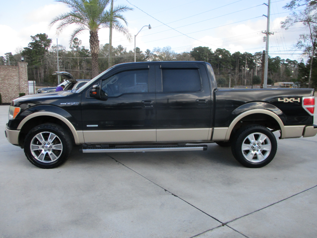 Ford F-150 Lariat SuperCrew 5.5-ft. Bed 4WD 2012