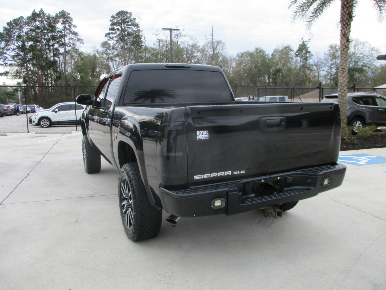 GMC Sierra 1500 SLE Crew Cab 2WD 2010