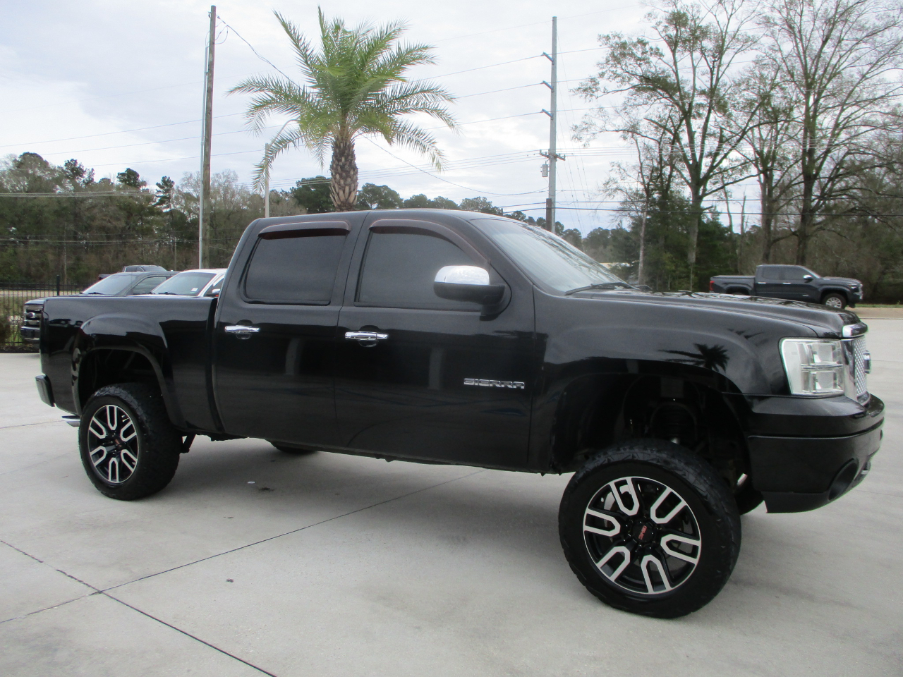 GMC Sierra 1500 SLE Crew Cab 2WD 2010