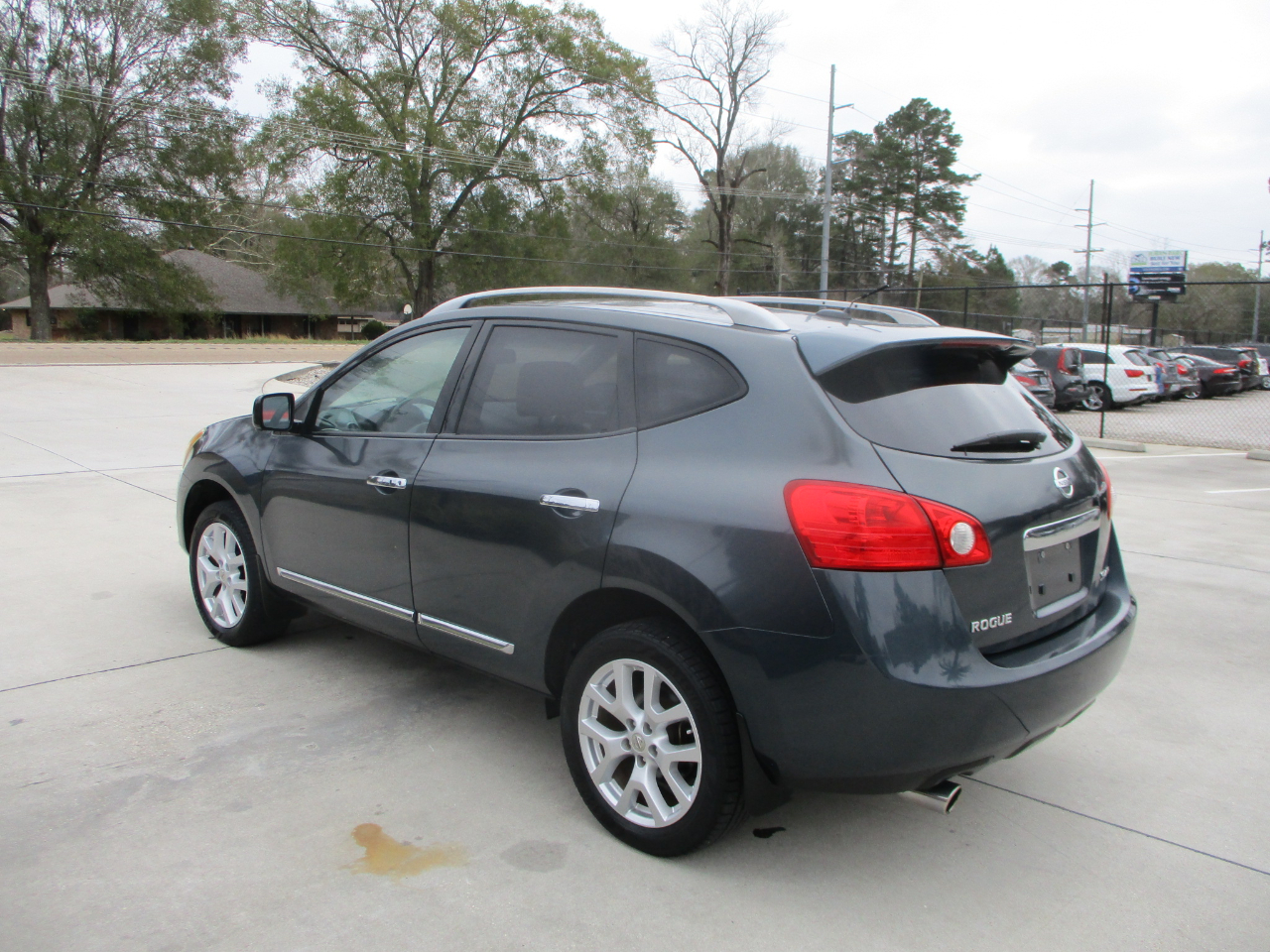 Nissan Rogue S AWD 2013