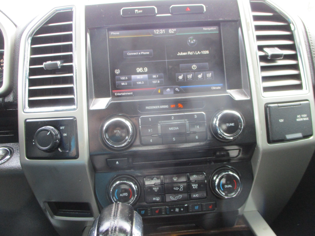 Ford F-150 Lariat SuperCrew 5.5-ft. Bed 2WD 2015