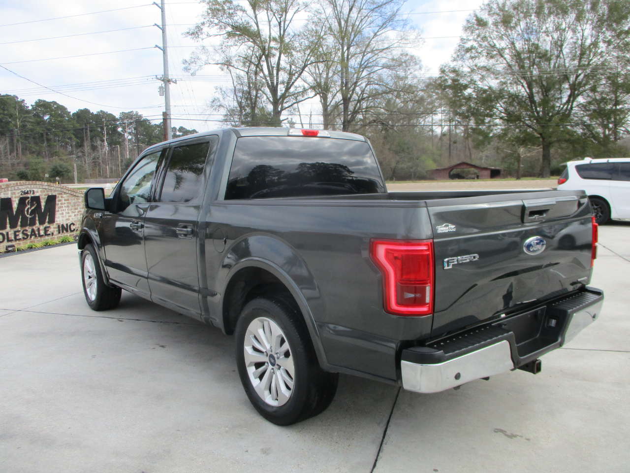 Ford F-150 Lariat SuperCrew 5.5-ft. Bed 2WD 2015