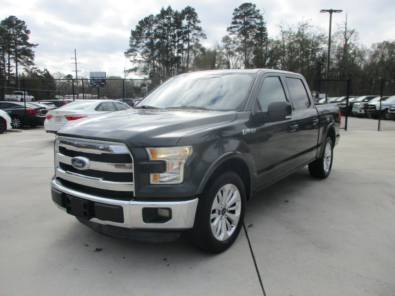 Ford F-150 Lariat SuperCrew 5.5-ft. Bed 2WD 2015