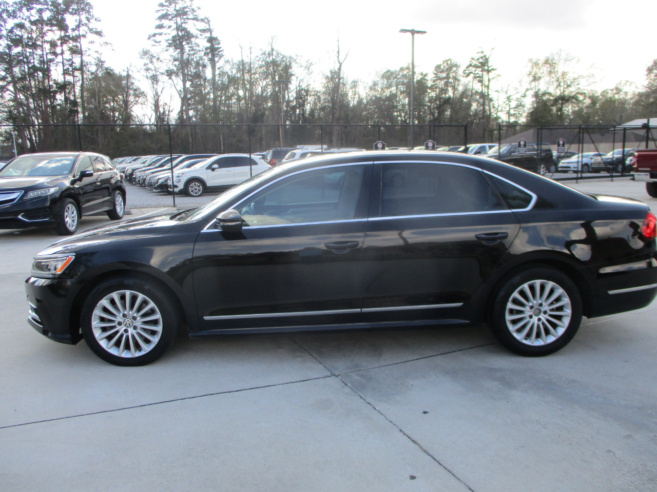 Volkswagen Passat SE 6A 2016