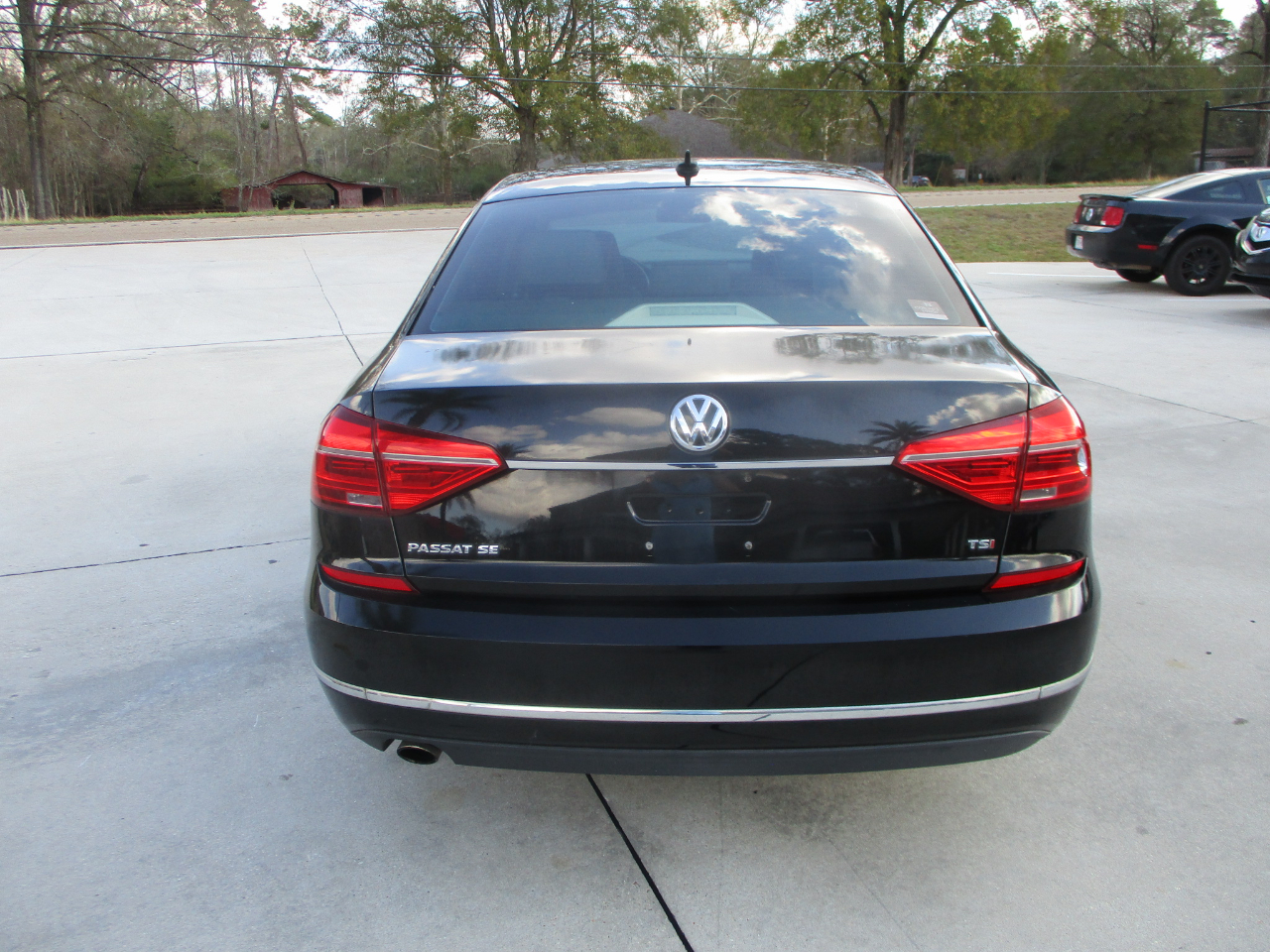 Volkswagen Passat SE 6A 2016