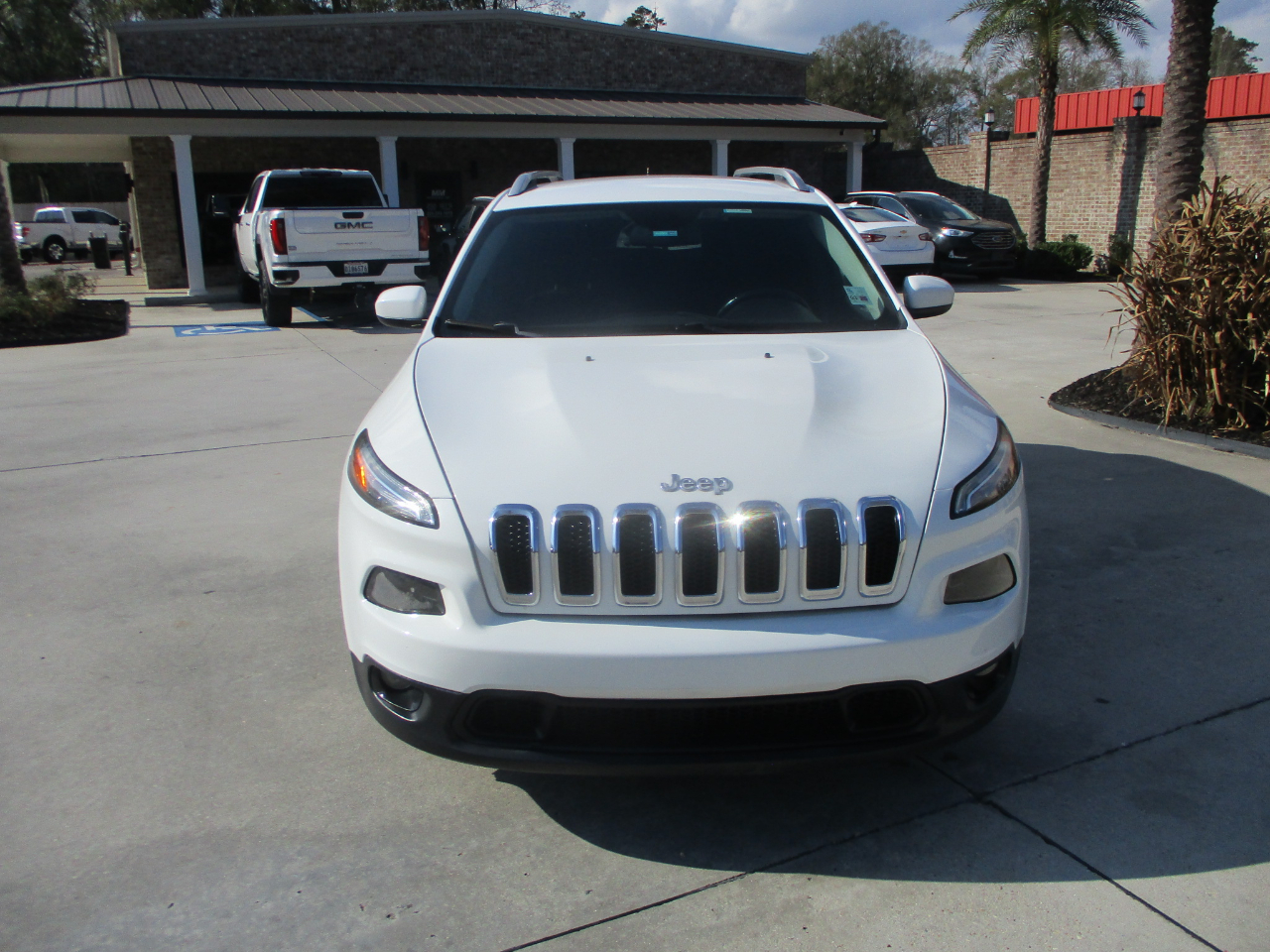 Jeep Cherokee Latitude FWD 2015