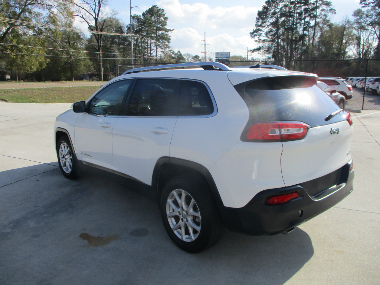 Jeep Cherokee Latitude FWD 2015