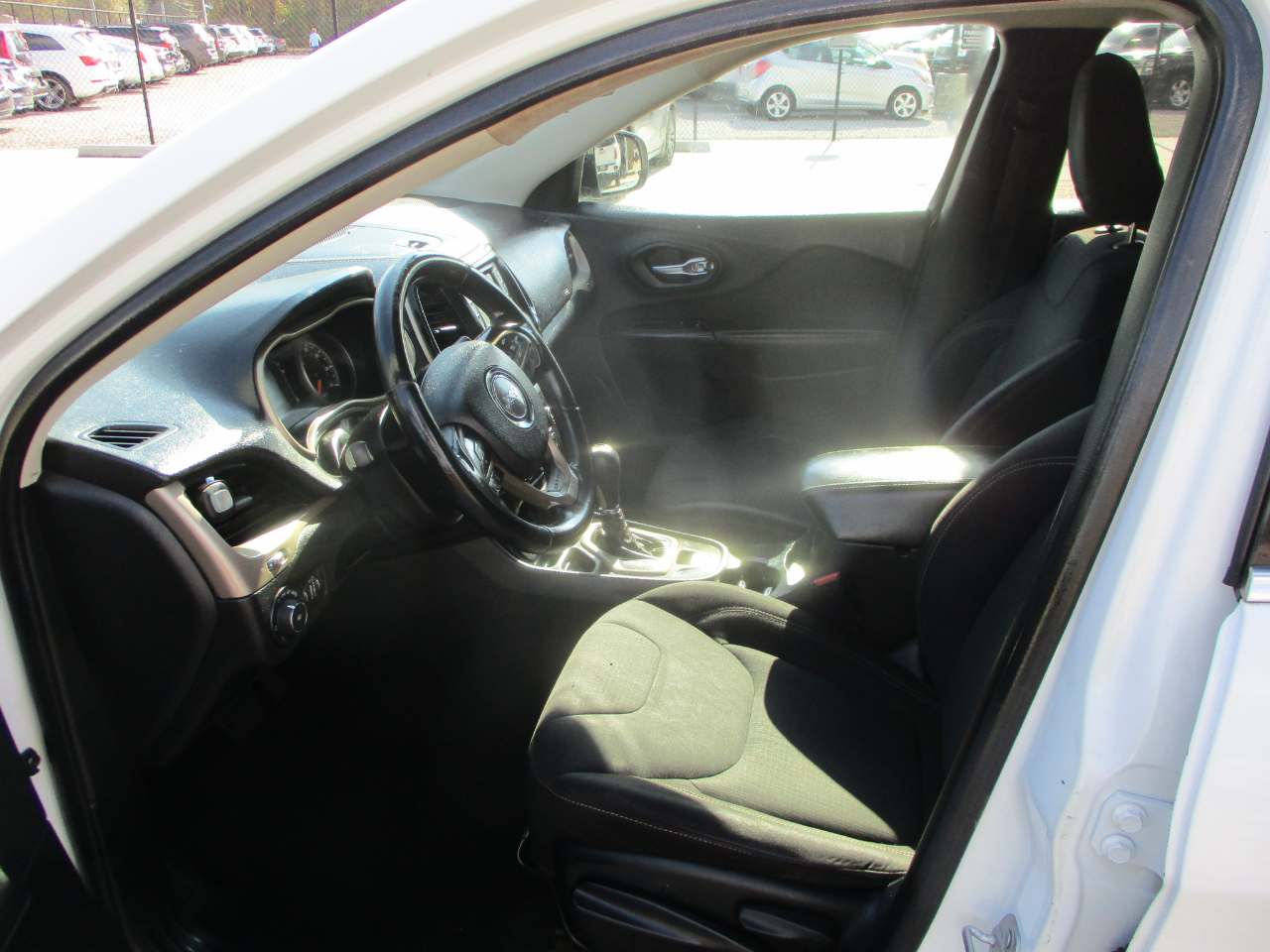 Jeep Cherokee Latitude FWD 2015