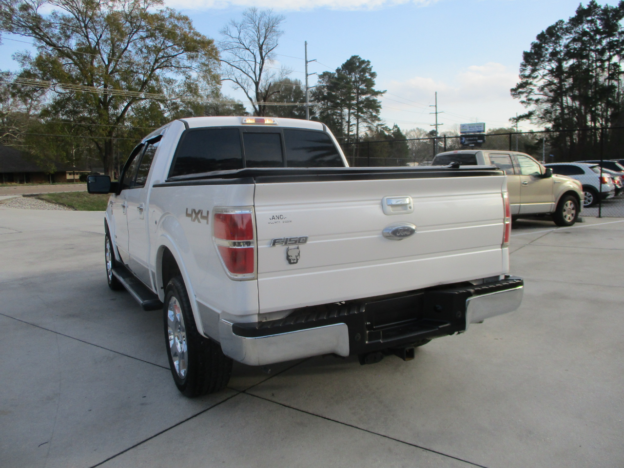 Ford F-150 Lariat SuperCrew 5.5-ft. Bed 4WD 2011
