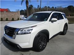 2022 Nissan Pathfinder 