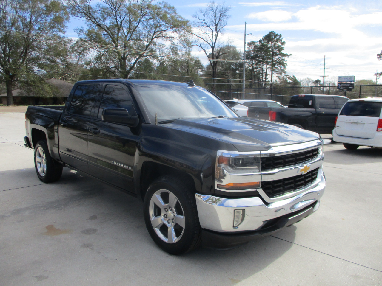 Chevrolet Silverado 1500 LT Crew Cab 2WD 2017