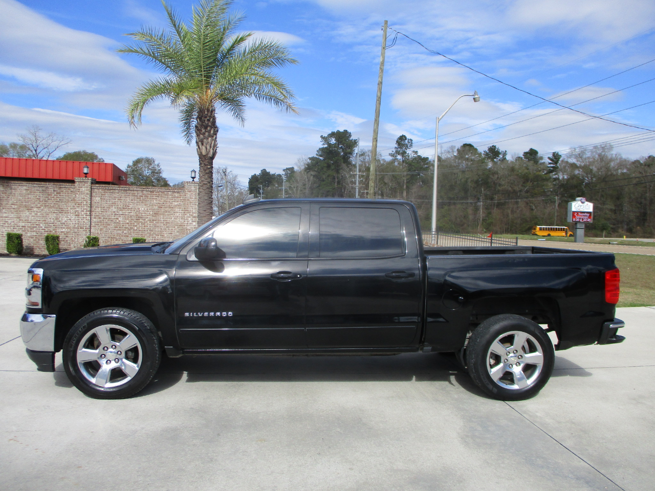 Chevrolet Silverado 1500 LT Crew Cab 2WD 2017