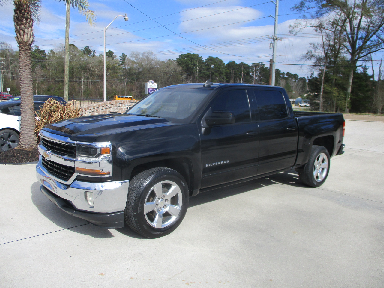 Chevrolet Silverado 1500 LT Crew Cab 2WD 2017