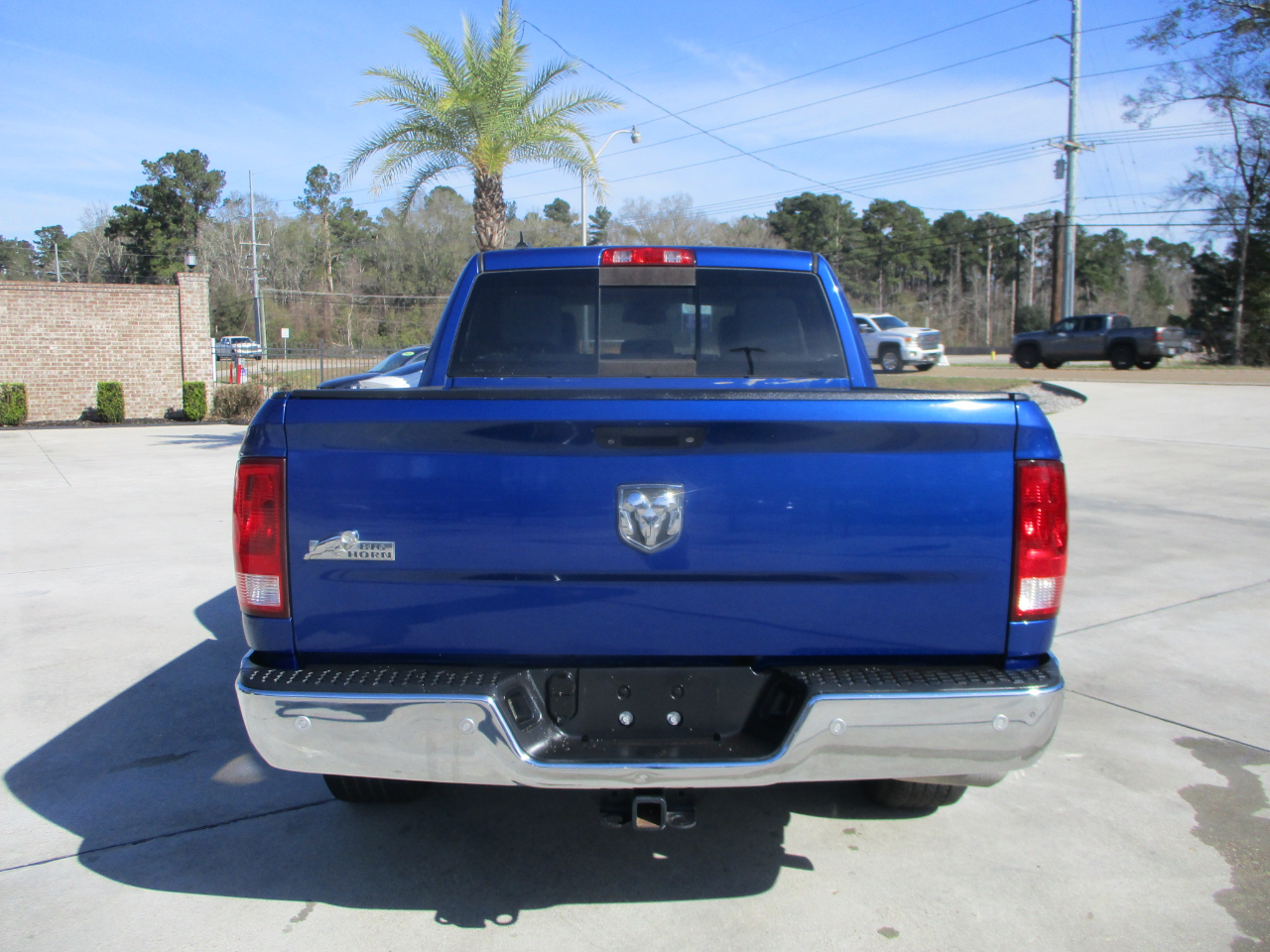 RAM 1500 Outdoorsman 4x4 Crew Cab 5'7" Box 2015