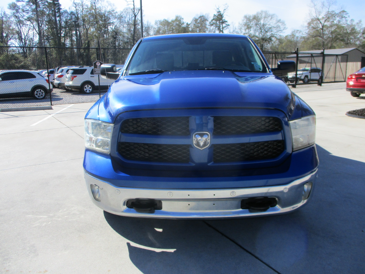 RAM 1500 Outdoorsman 4x4 Crew Cab 5'7" Box 2015