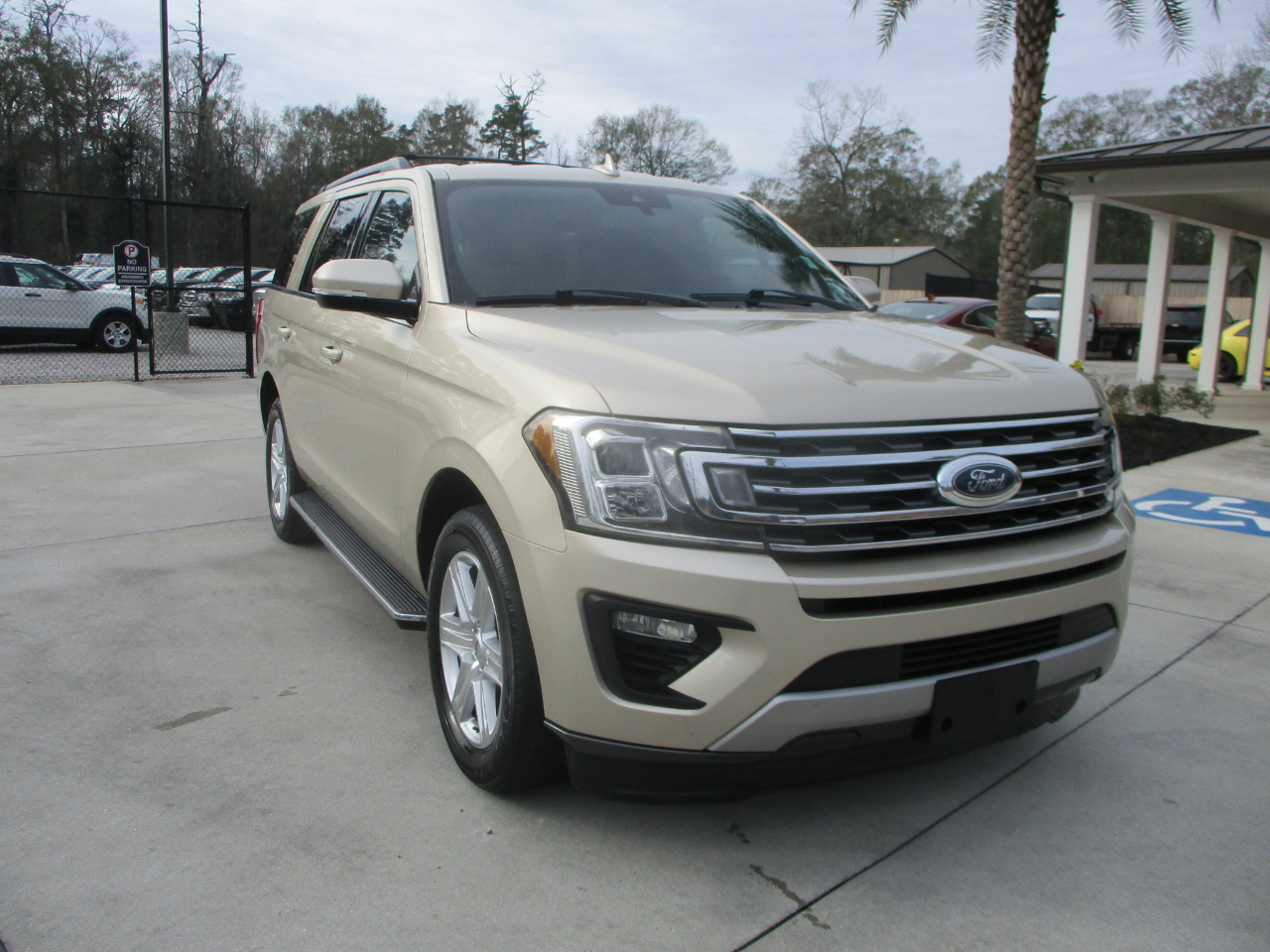 Ford Expedition XLT 2WD 2018