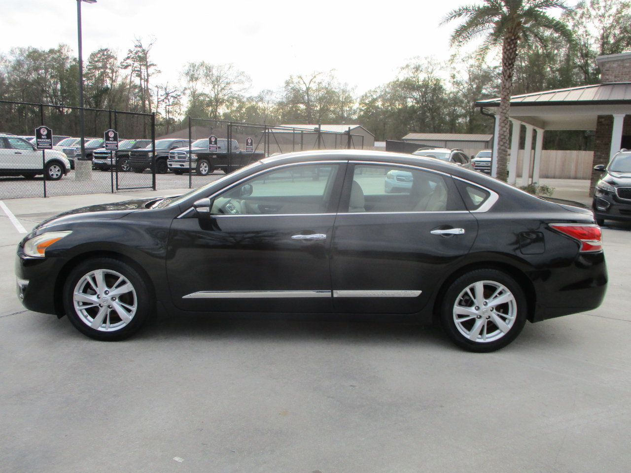 Nissan Altima 2.5 SV 2015