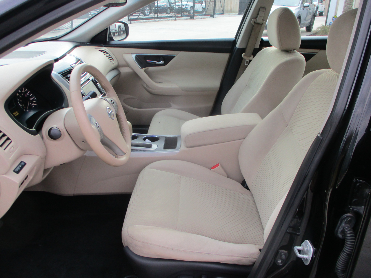 Nissan Altima 2.5 SV 2015