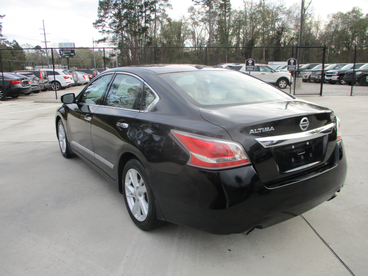 Nissan Altima 2.5 SV 2015