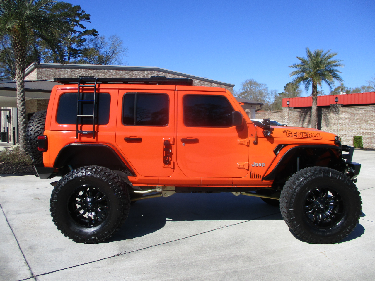 Jeep Wrangler Unlimited Sahara 2019