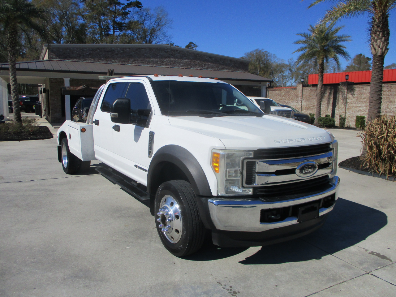 Ford F-450 SD Crew Cab DRW 2WD 2018