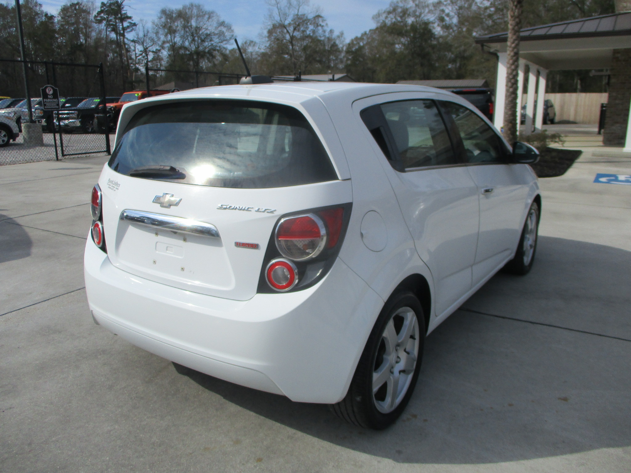Chevrolet Sonic LTZ Auto 5-Door 2016