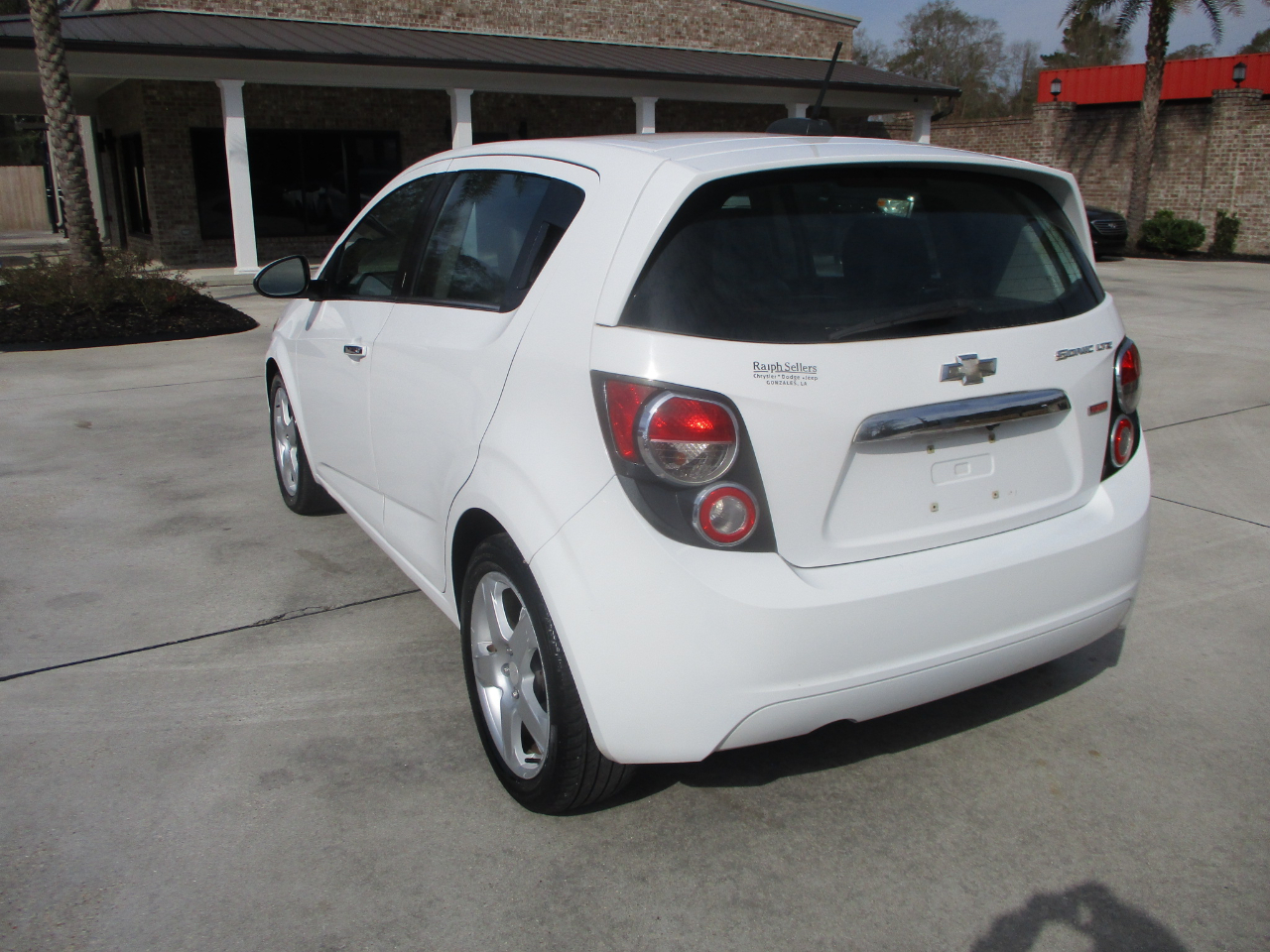 Chevrolet Sonic LTZ Auto 5-Door 2016