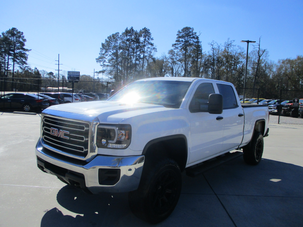 GMC Sierra 2500HD Base Crew Cab 4WD 2015