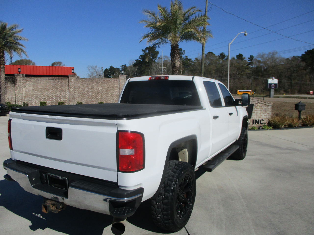 GMC Sierra 2500HD Base Crew Cab 4WD 2015