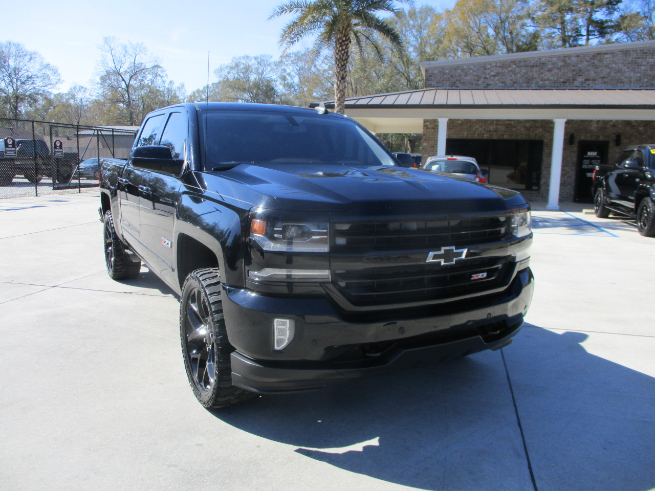 Chevrolet Silverado 1500 LTZ Crew Cab 4WD 2017