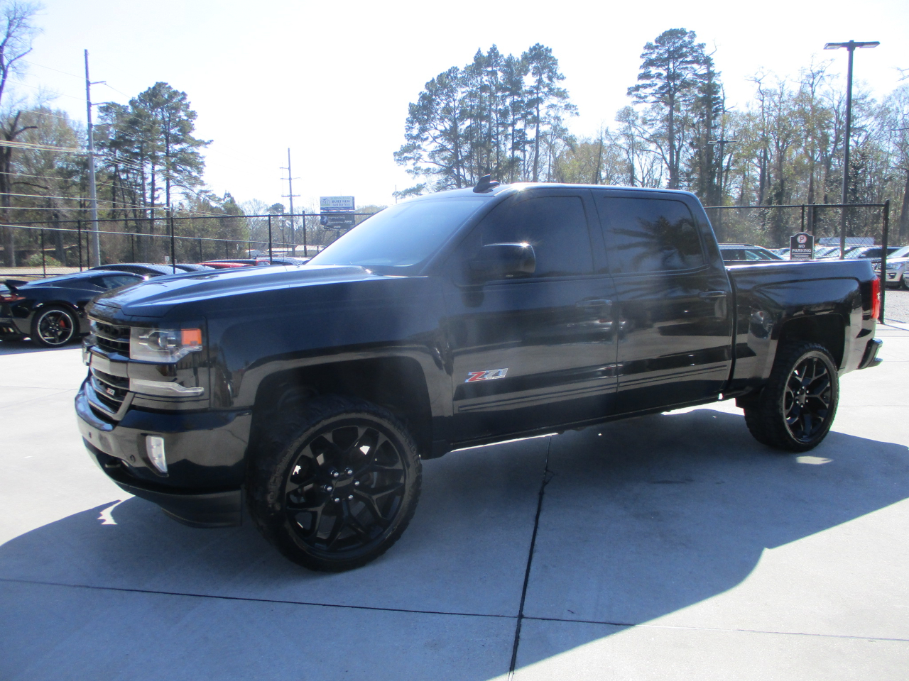 Chevrolet Silverado 1500 LTZ Crew Cab 4WD 2017