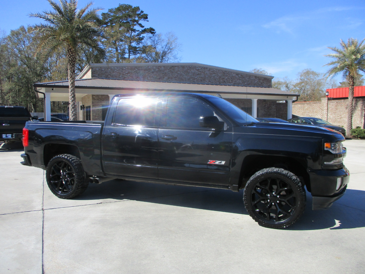 Chevrolet Silverado 1500 LTZ Crew Cab 4WD 2017