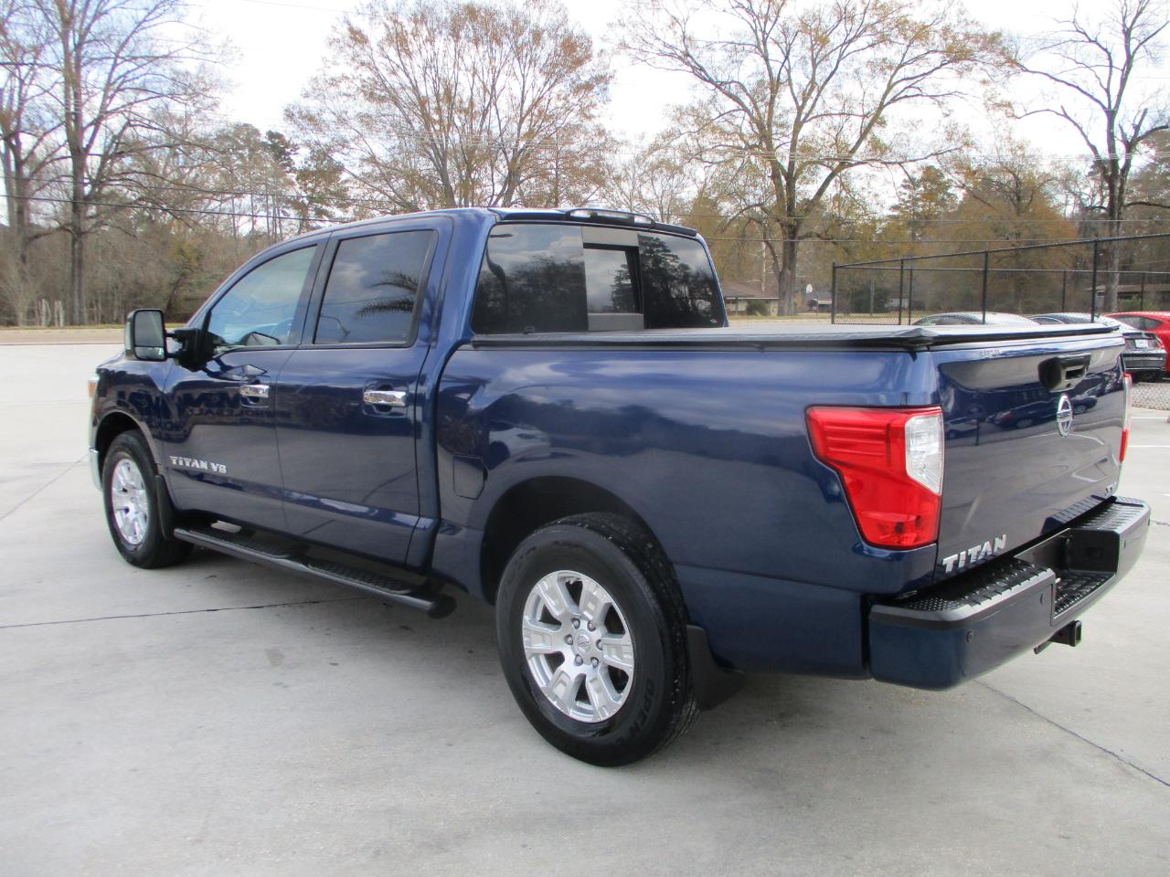 Nissan Titan SV Crew Cab 2WD 2019