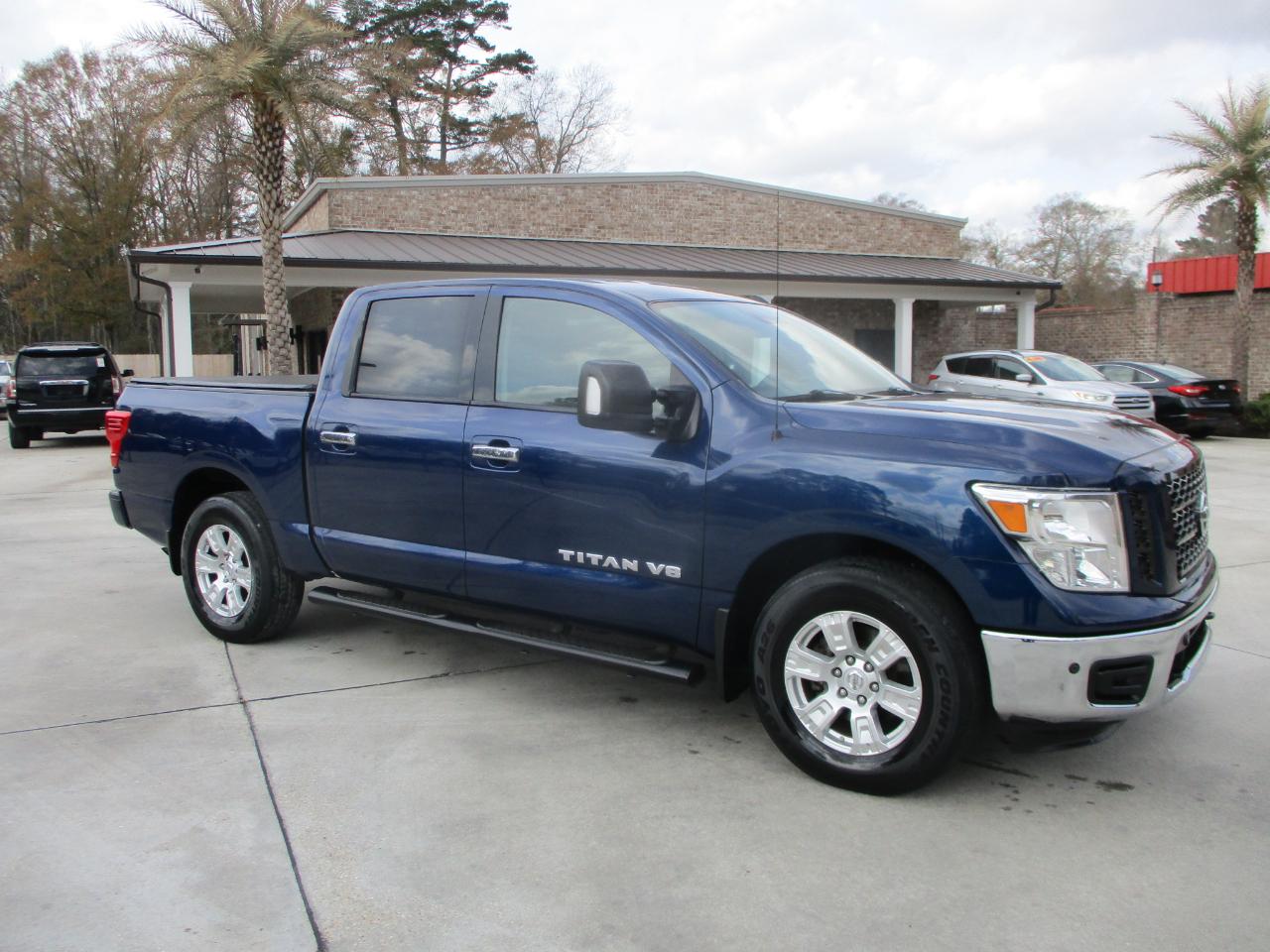 Nissan Titan SV Crew Cab 2WD 2019