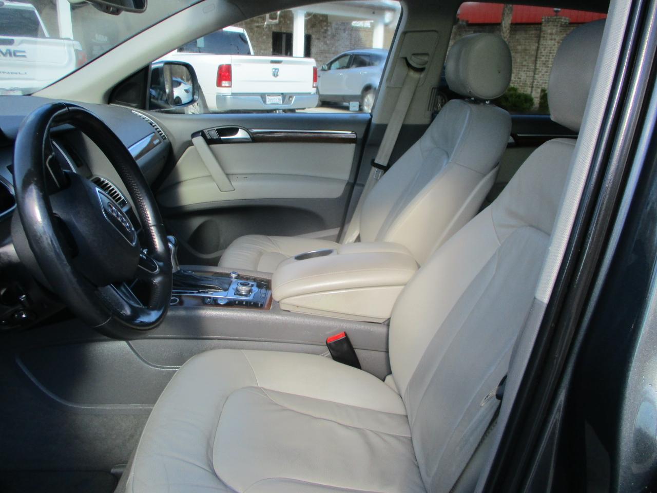 Audi Q7 3.0T Premium Plus quattro 2015