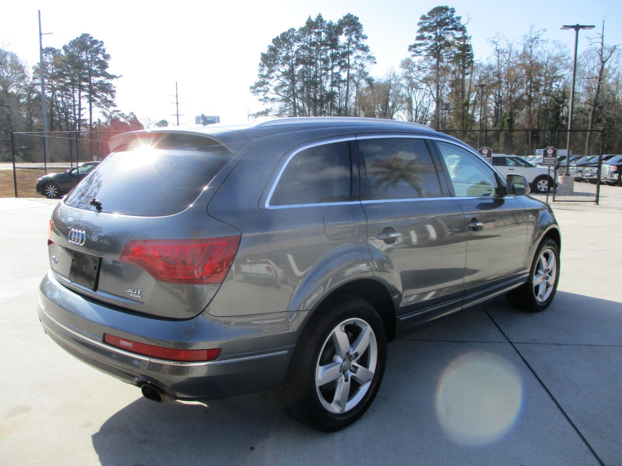 Audi Q7 3.0T Premium Plus quattro 2015