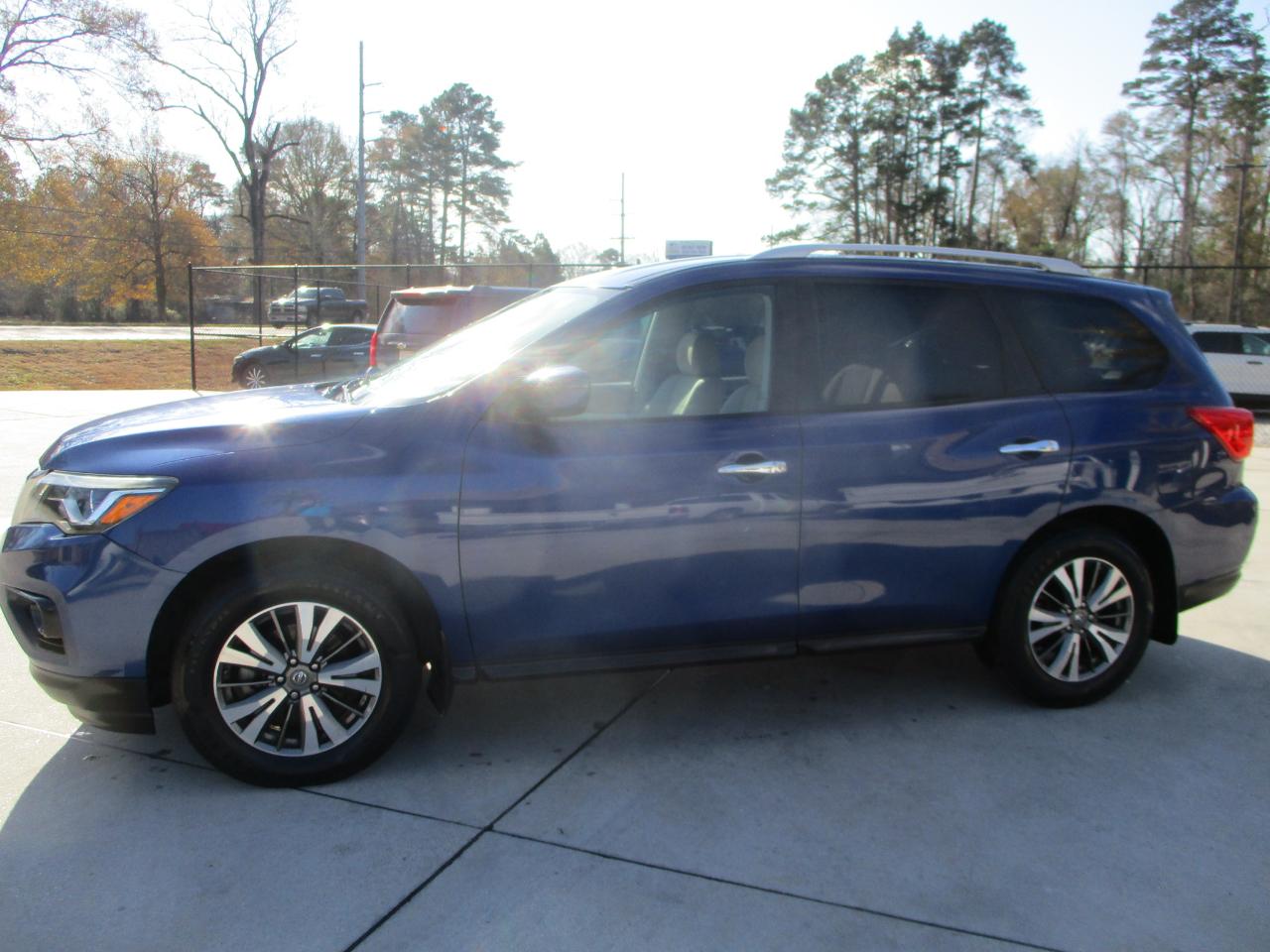 Nissan Pathfinder S 2WD 2017