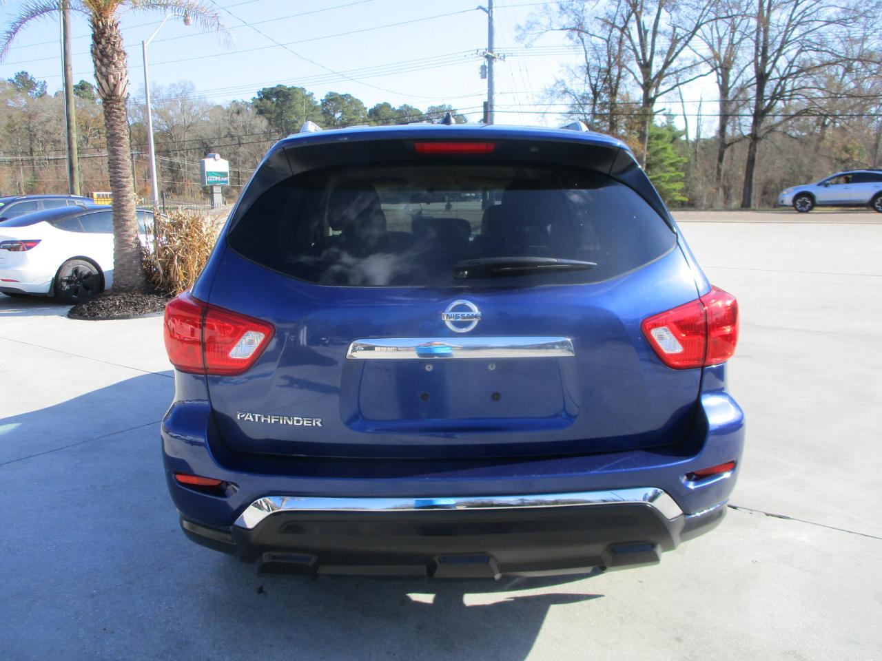 Nissan Pathfinder S 2WD 2017