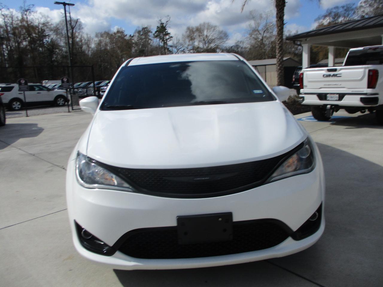 Chrysler Pacifica Touring Plus 2018